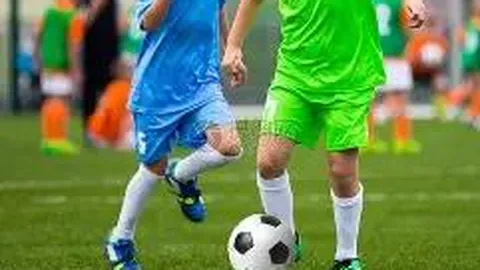 英超第11轮风云再起：曼城与利物浦战平成疑云，热刺与曼联激战难分高下！