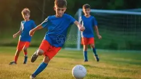 覃海洋勇夺男子100米蛙泳决赛资格